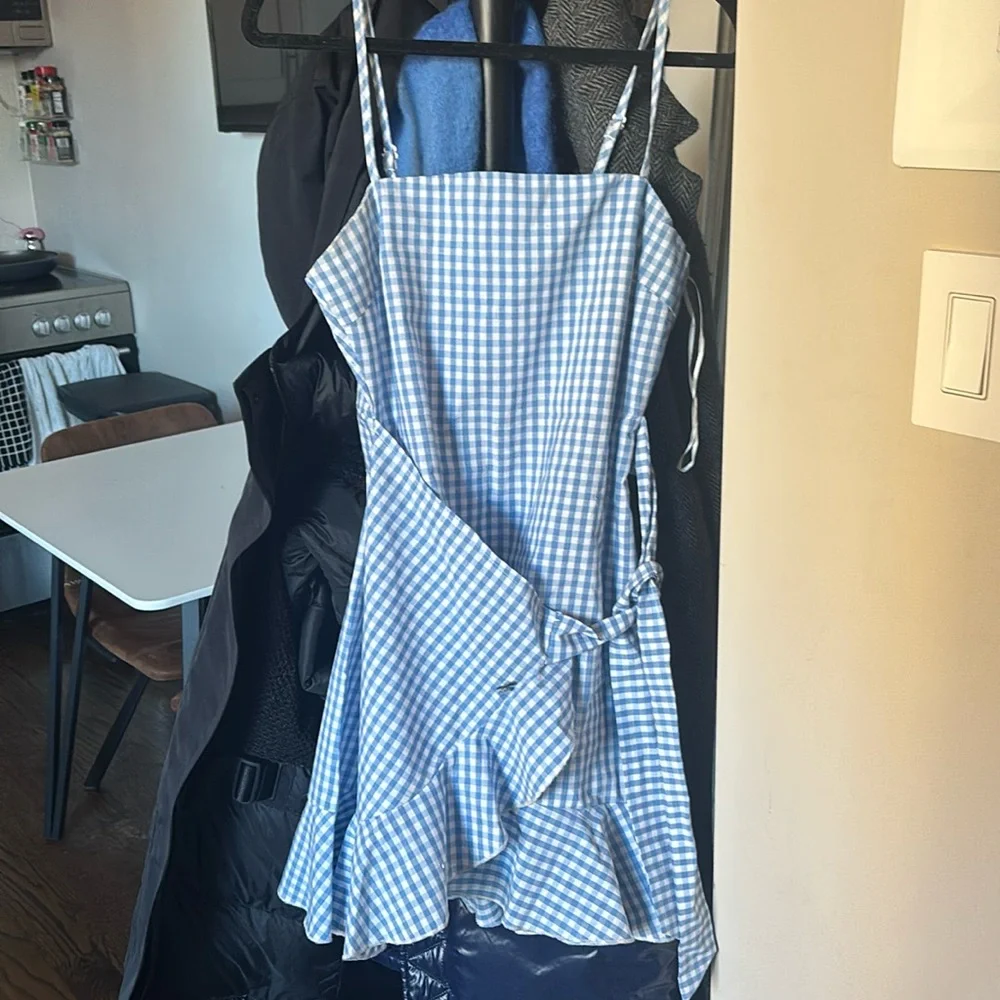 LF ruffle dress - Picture 3 of 3